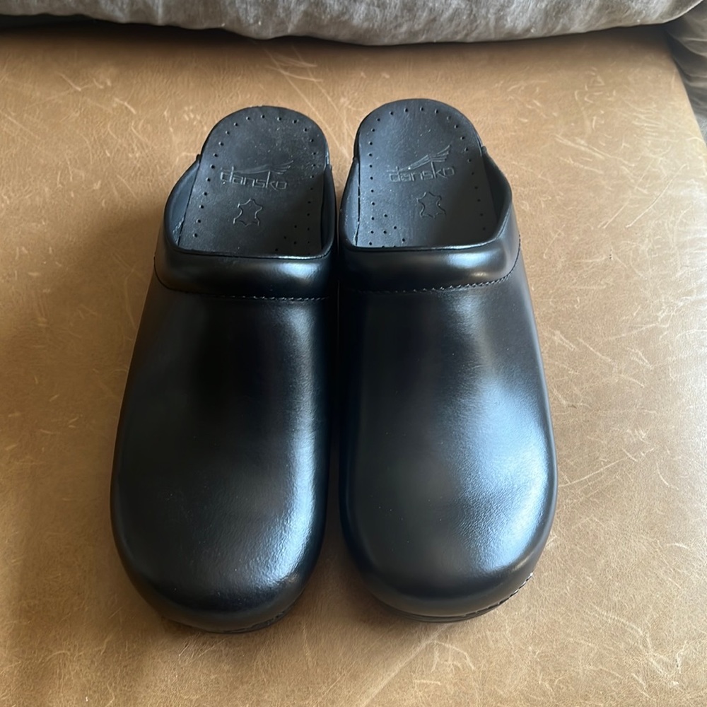 Dansko Black Leather Sonja Clogs